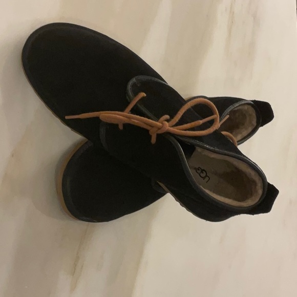 Black Ugg lace up Moccasin! Barely worn !